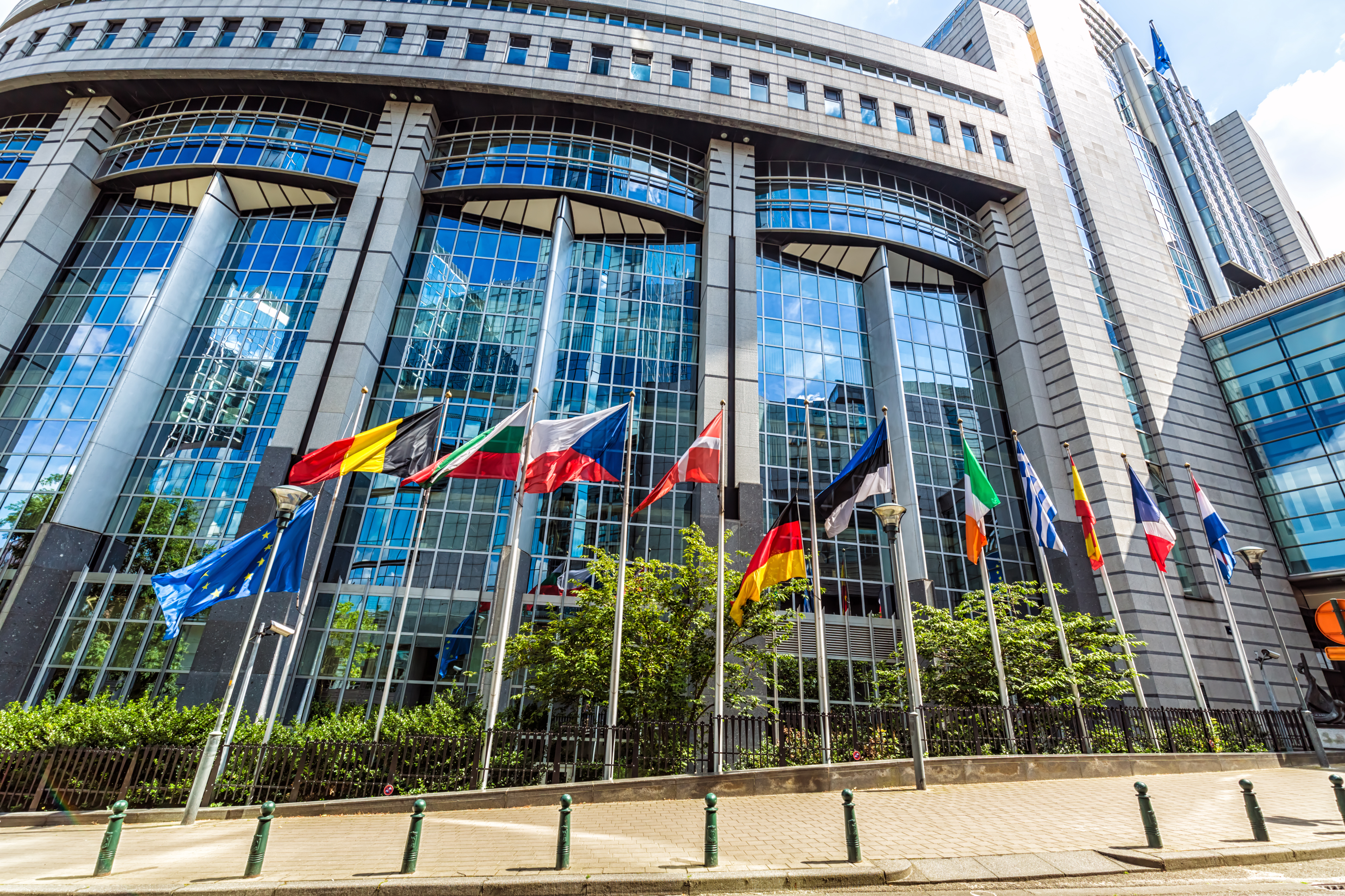 From Promise to Practice: Resolving the Mediation Paradox in Europe